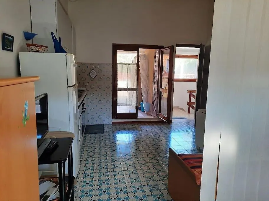 Attico Cavo A Pochi Passi Dal Mare Apartment Italy